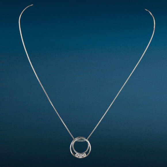 COPY - ROSS SIMONS 925 Sterling Silver CZ Round Eternity Circle Pendant Necklac… - Picture 2 of 7